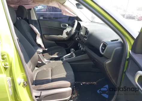 2020 Hyundai Venue Sel z USA, uszkodzony, nr VIN KMHRC8A38LU037358